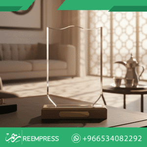 درع كريستال مع نقش وشعار الشركة