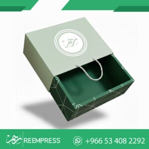 كراتين عبايات